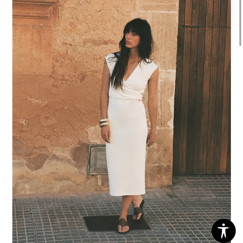 Chic White Wrap Midi Dress